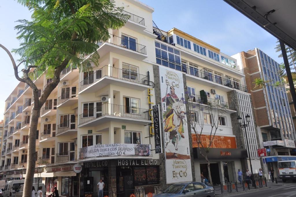 Hostal Tematico El Cid Fuengirola Dış mekan fotoğraf